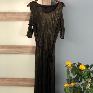 Connect Apparel size 14 black gold off shoulder dress